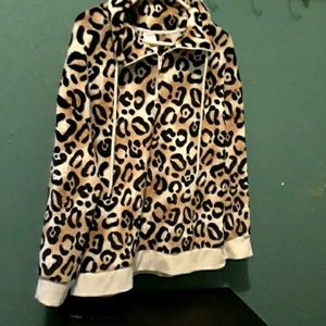 Animal Print Pullover by Secret Treasuresize XL..16/18